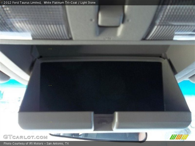 White Platinum Tri-Coat / Light Stone 2012 Ford Taurus Limited