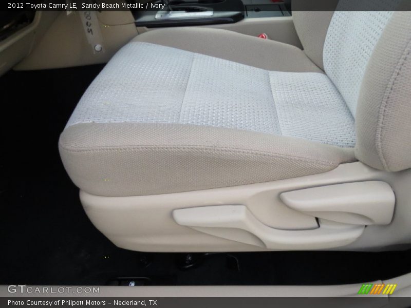 Sandy Beach Metallic / Ivory 2012 Toyota Camry LE