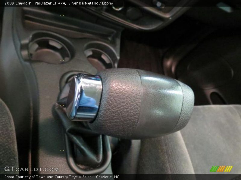 Silver Ice Metallic / Ebony 2009 Chevrolet TrailBlazer LT 4x4