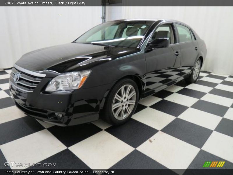 Black / Light Gray 2007 Toyota Avalon Limited