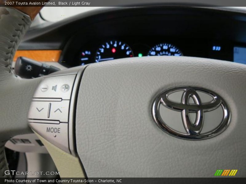 Black / Light Gray 2007 Toyota Avalon Limited