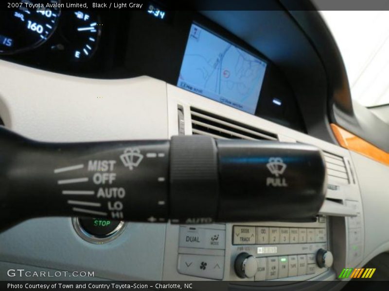 Black / Light Gray 2007 Toyota Avalon Limited