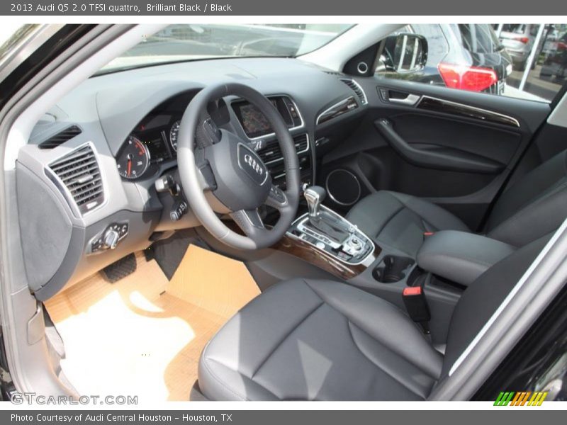Brilliant Black / Black 2013 Audi Q5 2.0 TFSI quattro