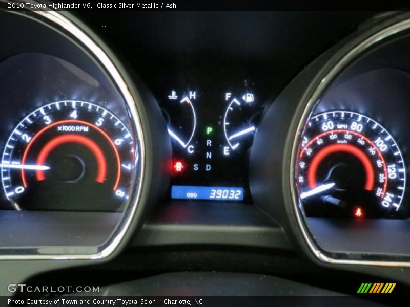 Classic Silver Metallic / Ash 2010 Toyota Highlander V6