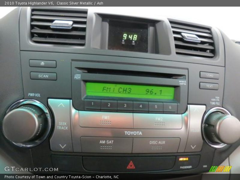 Classic Silver Metallic / Ash 2010 Toyota Highlander V6