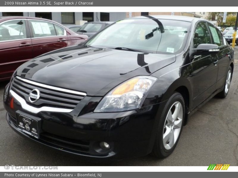 Super Black / Charcoal 2009 Nissan Altima 3.5 SE