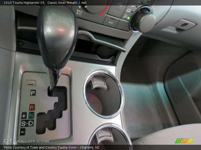 Classic Silver Metallic / Ash 2010 Toyota Highlander V6