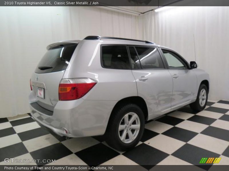 Classic Silver Metallic / Ash 2010 Toyota Highlander V6