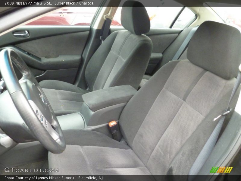 Super Black / Charcoal 2009 Nissan Altima 3.5 SE