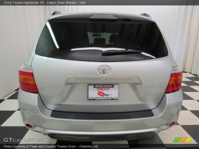 Classic Silver Metallic / Ash 2010 Toyota Highlander V6