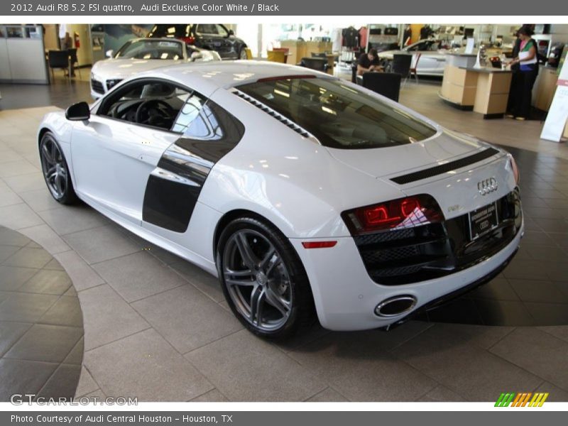 Audi Exclusive Color White / Black 2012 Audi R8 5.2 FSI quattro