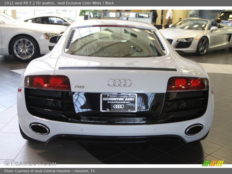 Audi Exclusive Color White / Black 2012 Audi R8 5.2 FSI quattro