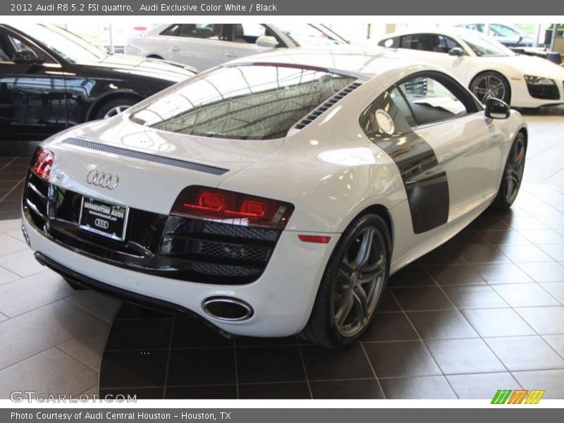 Audi Exclusive Color White / Black 2012 Audi R8 5.2 FSI quattro