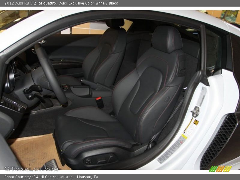 Front Seat of 2012 R8 5.2 FSI quattro