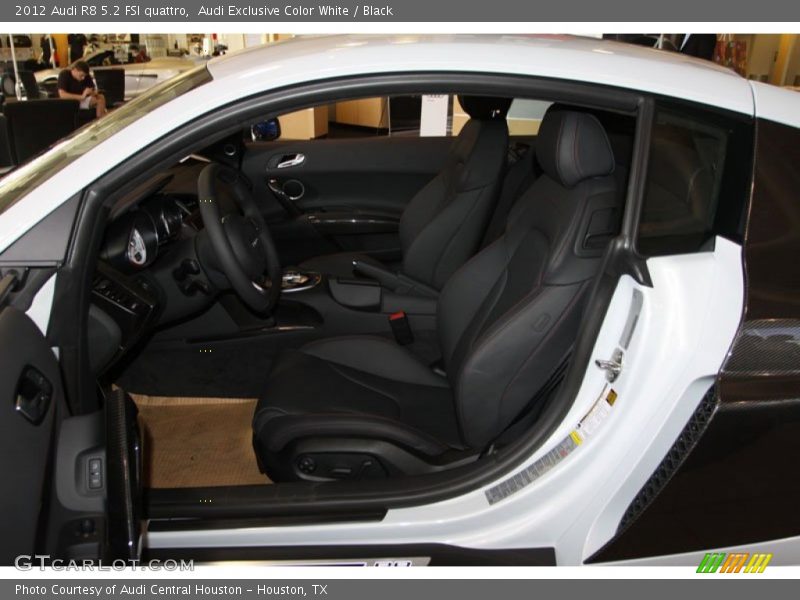 Audi Exclusive Color White / Black 2012 Audi R8 5.2 FSI quattro