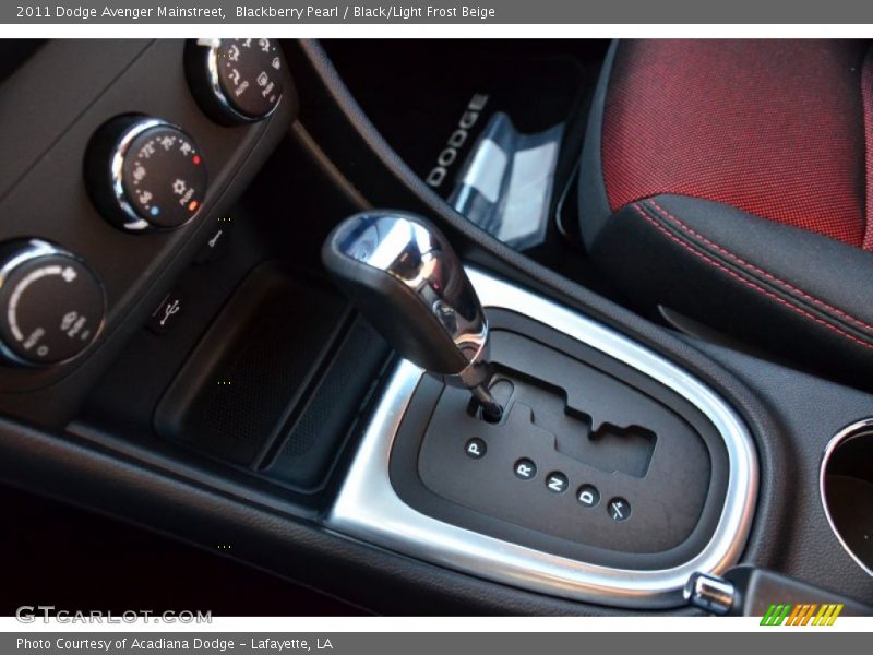 Blackberry Pearl / Black/Light Frost Beige 2011 Dodge Avenger Mainstreet