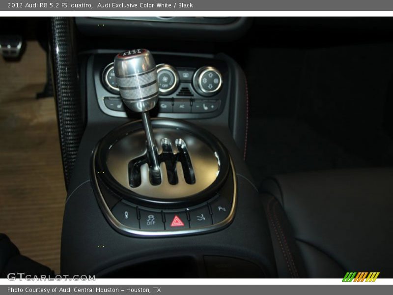  2012 R8 5.2 FSI quattro 6 Speed Manual Shifter