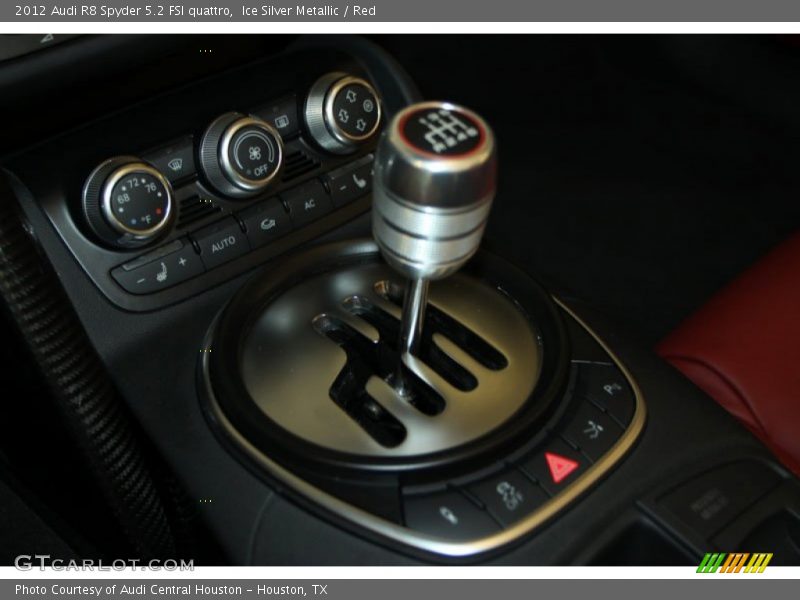  2012 R8 Spyder 5.2 FSI quattro 6 Speed Manual Shifter