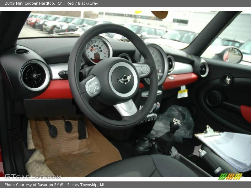 Chili Red / Black/Grey 2009 Mini Cooper Hardtop