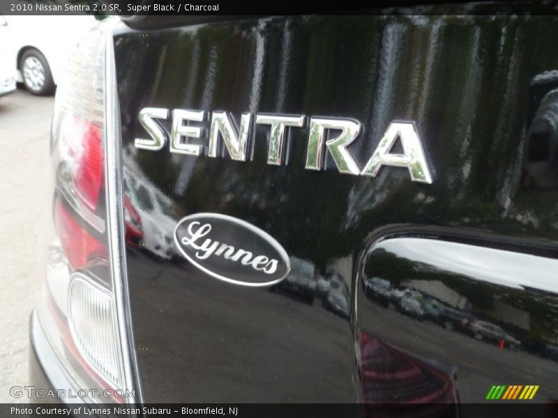 Super Black / Charcoal 2010 Nissan Sentra 2.0 SR