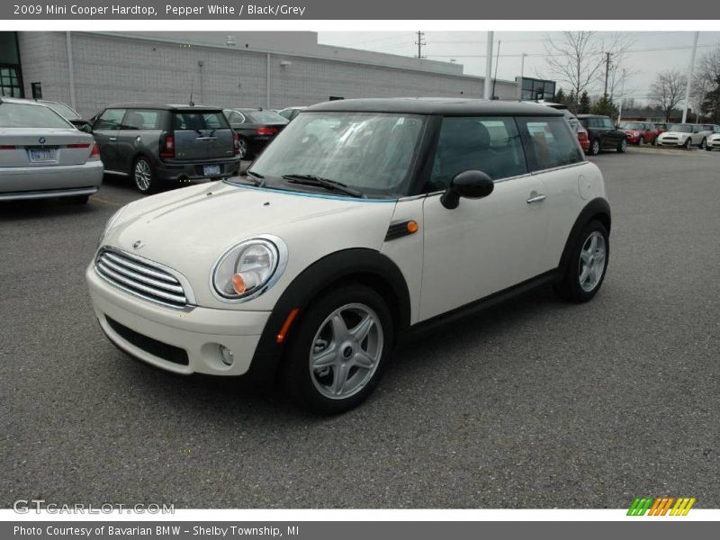 Pepper White / Black/Grey 2009 Mini Cooper Hardtop