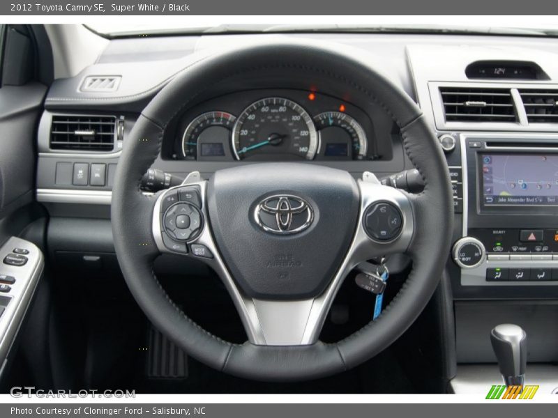Super White / Black 2012 Toyota Camry SE
