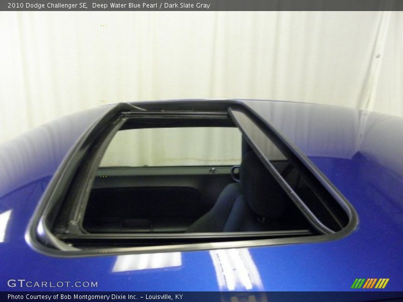 Deep Water Blue Pearl / Dark Slate Gray 2010 Dodge Challenger SE