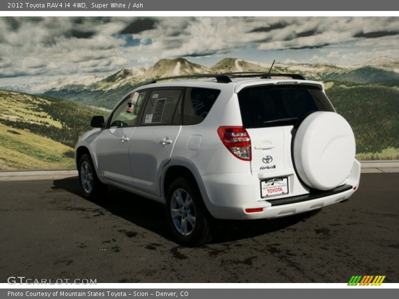 Super White / Ash 2012 Toyota RAV4 I4 4WD