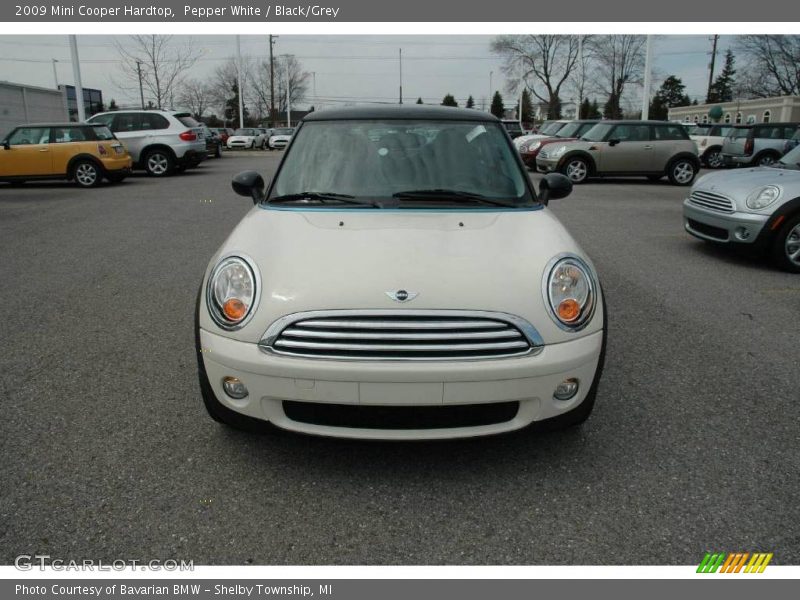 Pepper White / Black/Grey 2009 Mini Cooper Hardtop