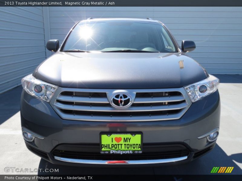 Magnetic Gray Metallic / Ash 2013 Toyota Highlander Limited