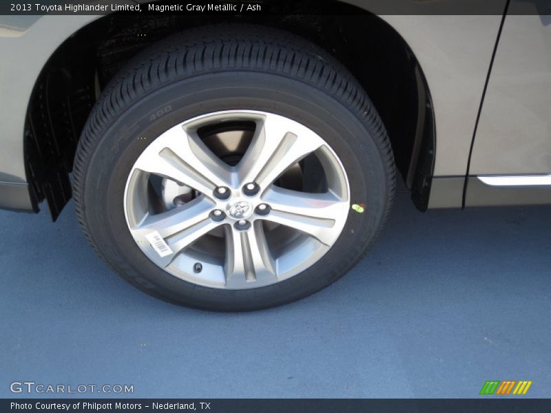 Magnetic Gray Metallic / Ash 2013 Toyota Highlander Limited