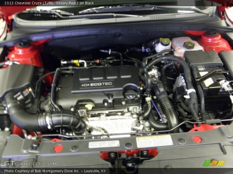 Victory Red / Jet Black 2013 Chevrolet Cruze LT/RS
