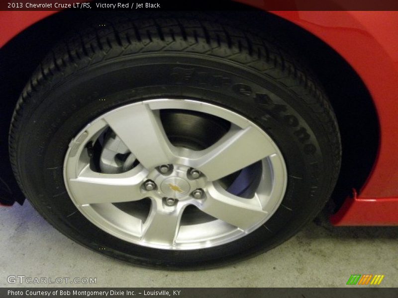 Victory Red / Jet Black 2013 Chevrolet Cruze LT/RS