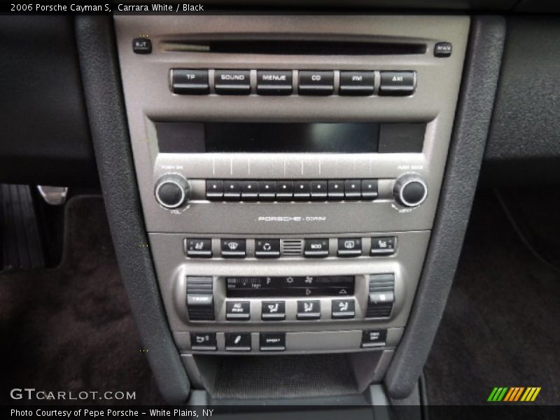 Controls of 2006 Cayman S