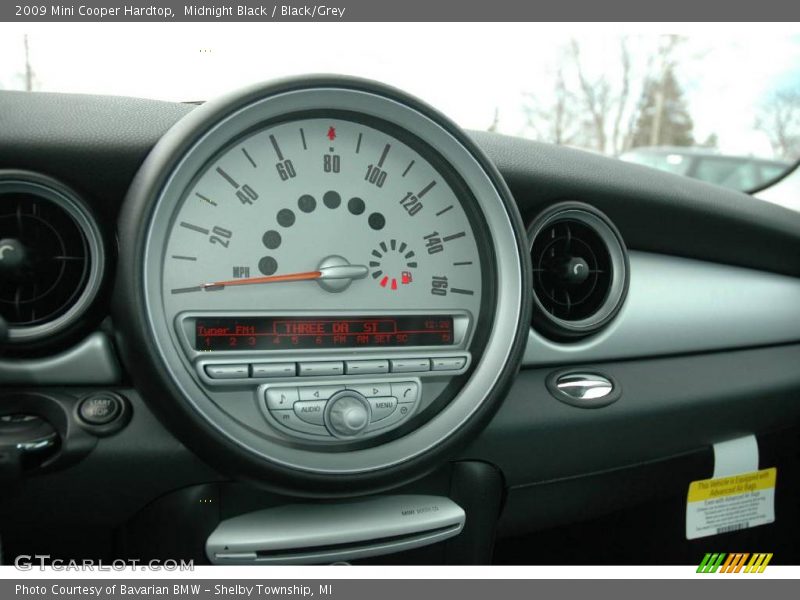 Midnight Black / Black/Grey 2009 Mini Cooper Hardtop