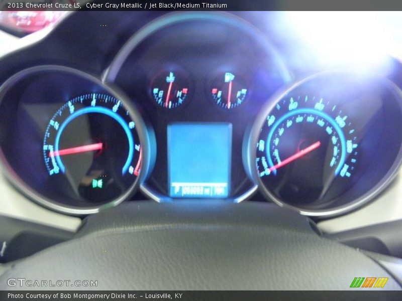 Cyber Gray Metallic / Jet Black/Medium Titanium 2013 Chevrolet Cruze LS