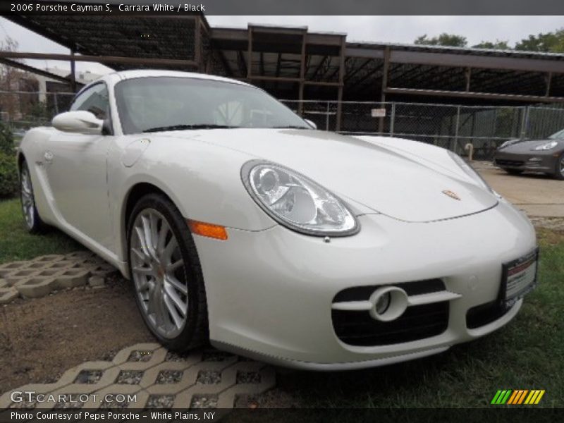 Front 3/4 View of 2006 Cayman S