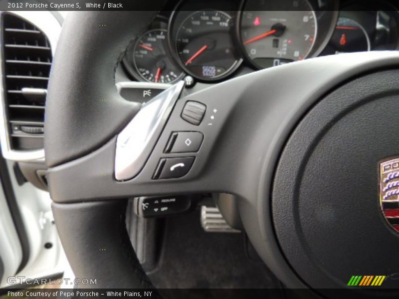 Controls of 2012 Cayenne S