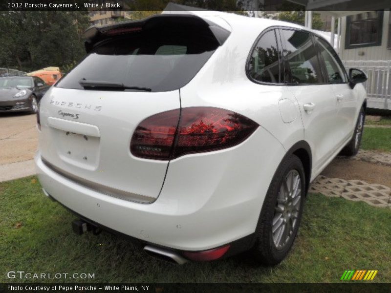 White / Black 2012 Porsche Cayenne S