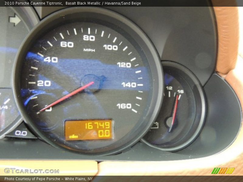 Basalt Black Metallic / Havanna/Sand Beige 2010 Porsche Cayenne Tiptronic