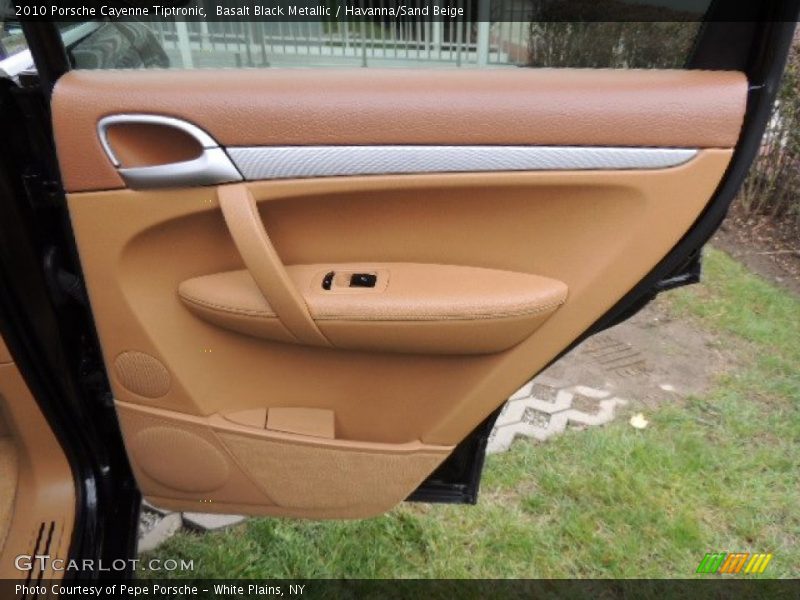 Basalt Black Metallic / Havanna/Sand Beige 2010 Porsche Cayenne Tiptronic