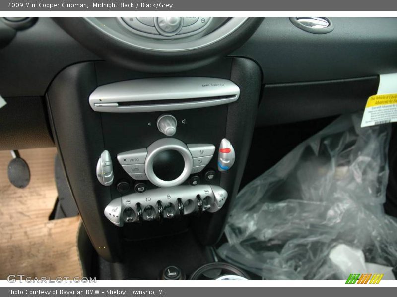 Midnight Black / Black/Grey 2009 Mini Cooper Clubman