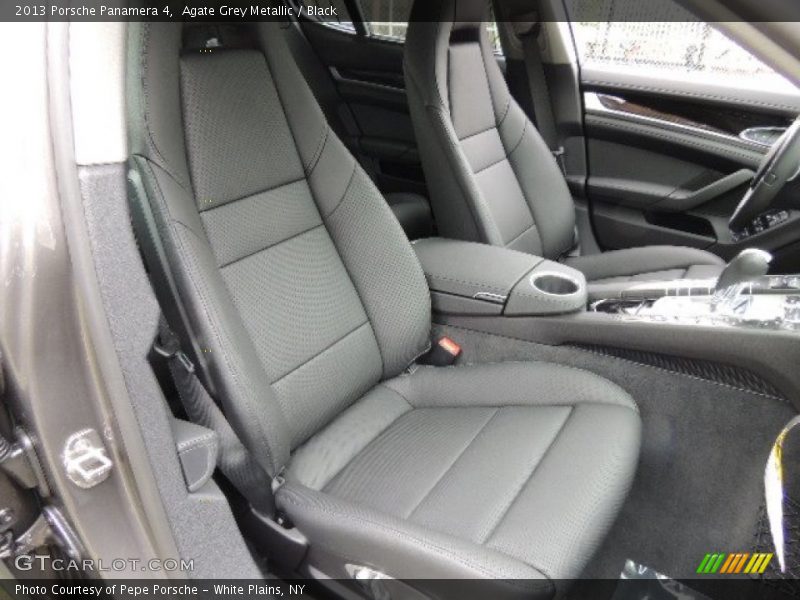Front Seat of 2013 Panamera 4