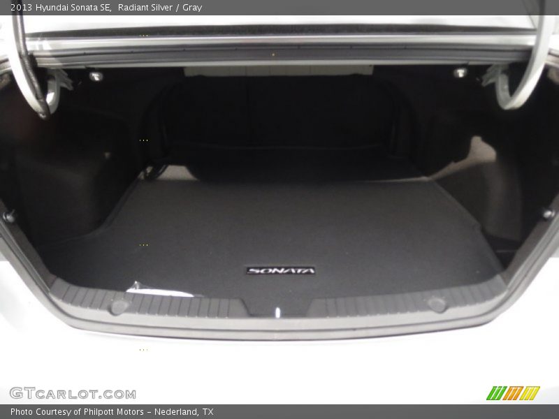 Radiant Silver / Gray 2013 Hyundai Sonata SE