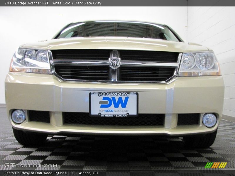 White Gold / Dark Slate Gray 2010 Dodge Avenger R/T