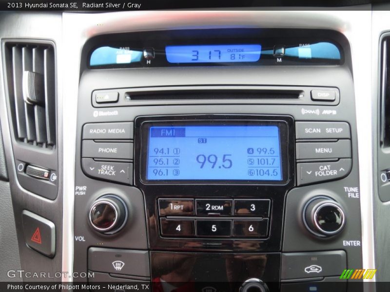 Radiant Silver / Gray 2013 Hyundai Sonata SE