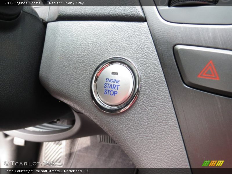 Radiant Silver / Gray 2013 Hyundai Sonata SE