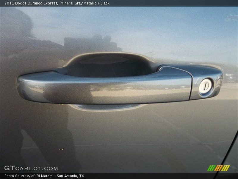 Mineral Gray Metallic / Black 2011 Dodge Durango Express