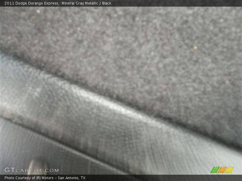 Mineral Gray Metallic / Black 2011 Dodge Durango Express