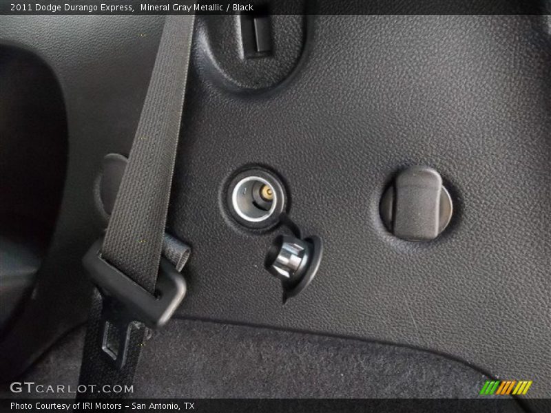 Mineral Gray Metallic / Black 2011 Dodge Durango Express